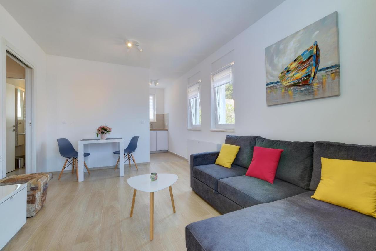 Apartments Hemetek Veli Lošinj Eksteriør bilde