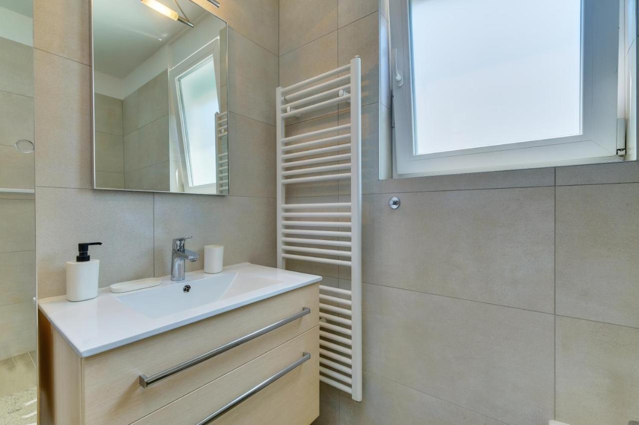 Apartments Hemetek Veli Lošinj Eksteriør bilde