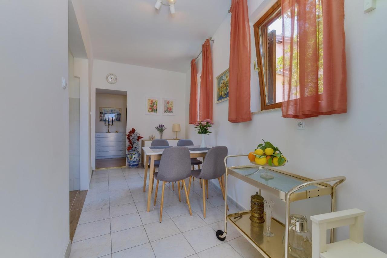Apartments Hemetek Veli Lošinj Eksteriør bilde