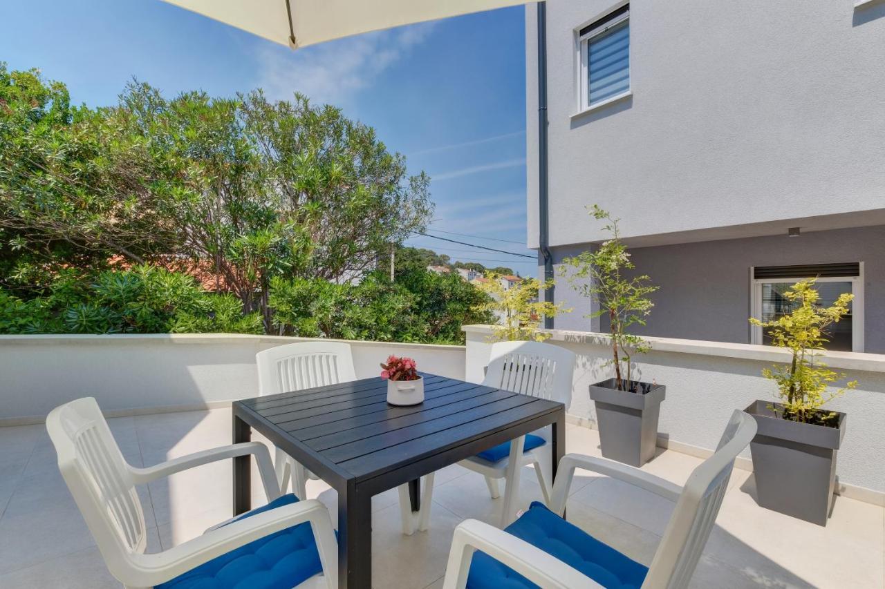 Apartments Hemetek Veli Lošinj Eksteriør bilde